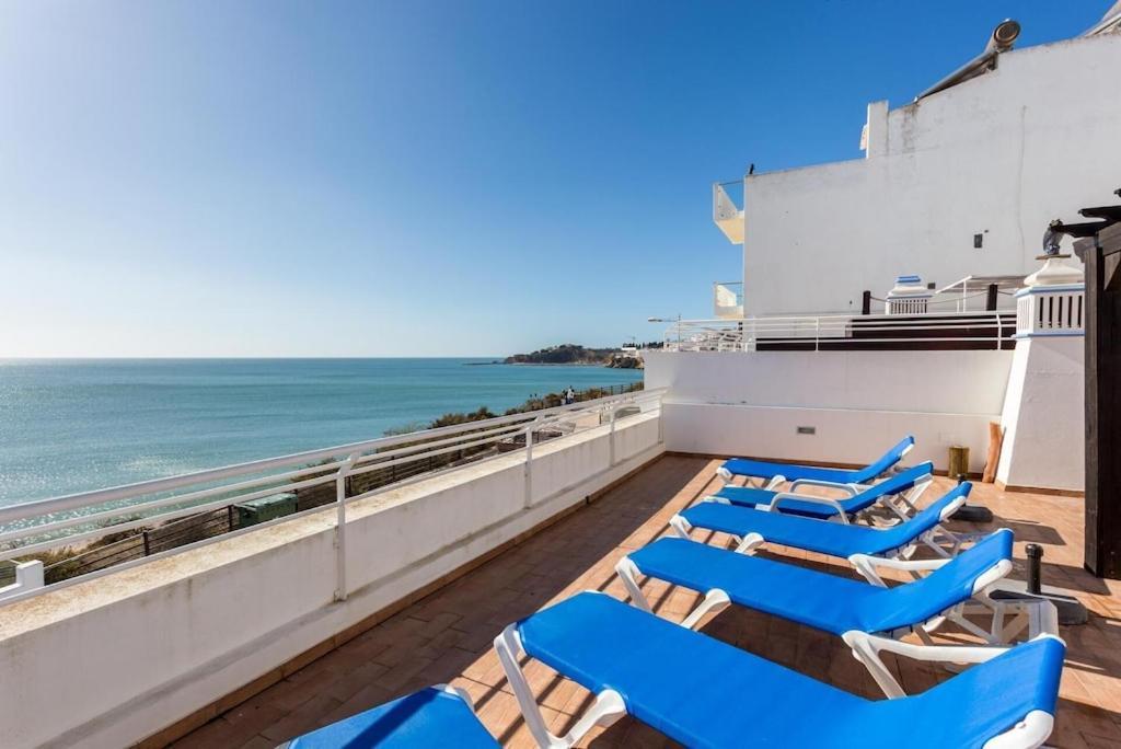 Refurbished Beachfront House, Pool, Ac, Wifi, Albufeira, Sea View Exterior photo