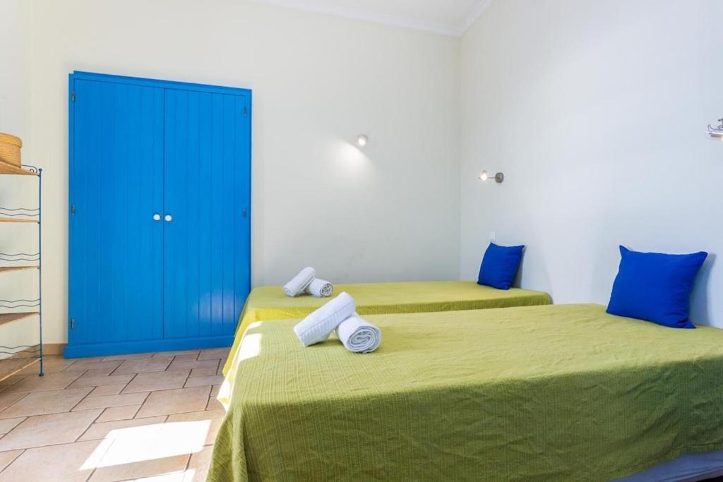 Refurbished Beachfront House, Pool, Ac, Wifi, Albufeira, Sea View Exterior photo