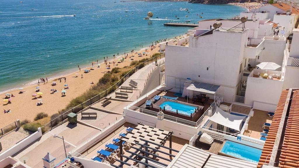 Refurbished Beachfront House, Pool, Ac, Wifi, Albufeira, Sea View Exterior photo